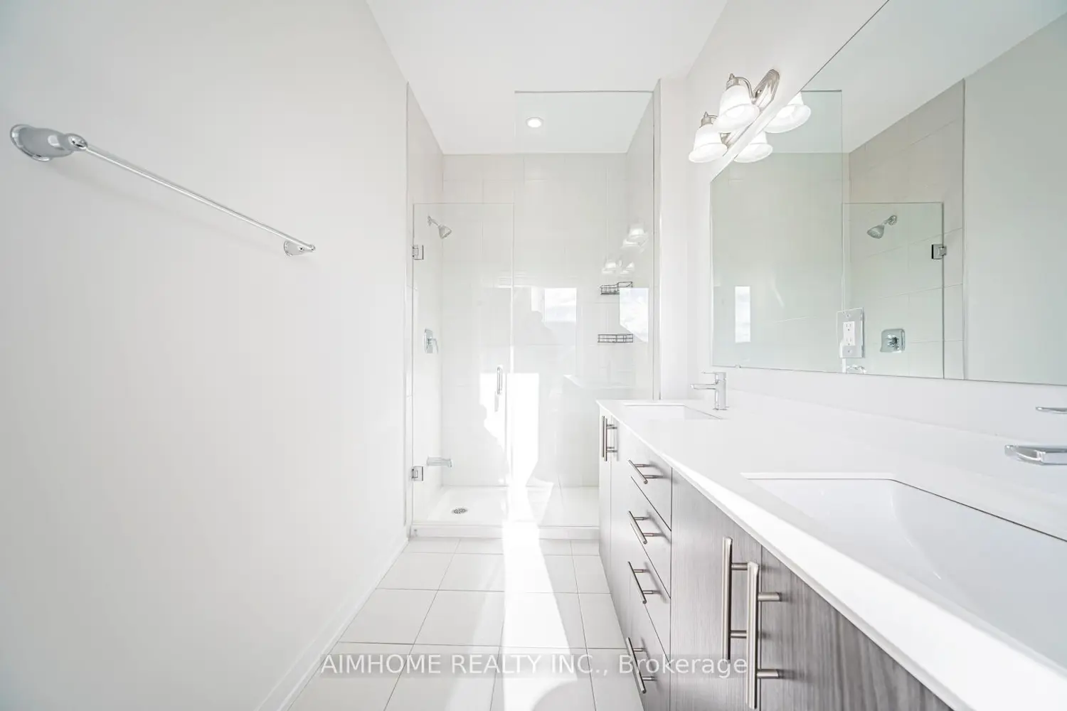 Additional image 12 of 220 Beaveridge Avenue