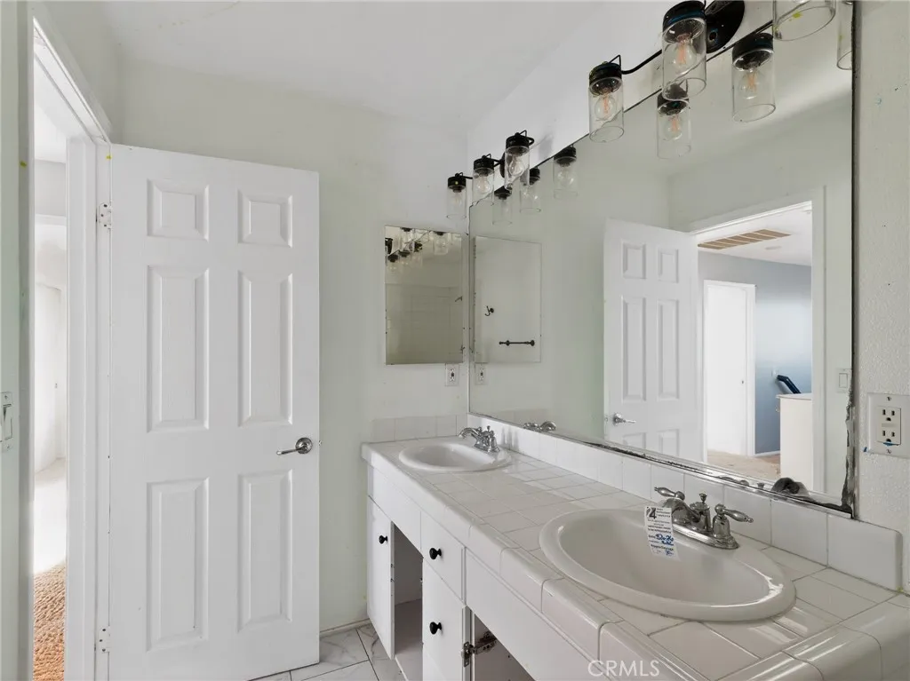 Additional image 47 of 600 Freeport Ln, Oxnard, CA 93035