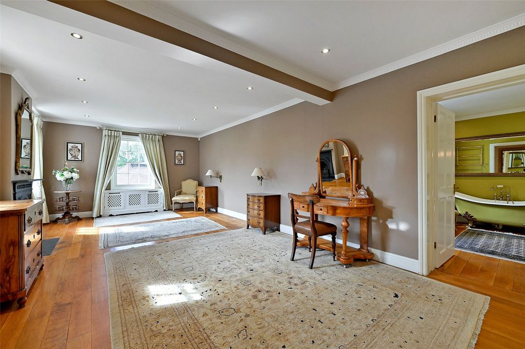 Additional image 11 of 5 bed detached house to rentHighmoor Cross, Henley-On-Thames, Oxfordshire RG9