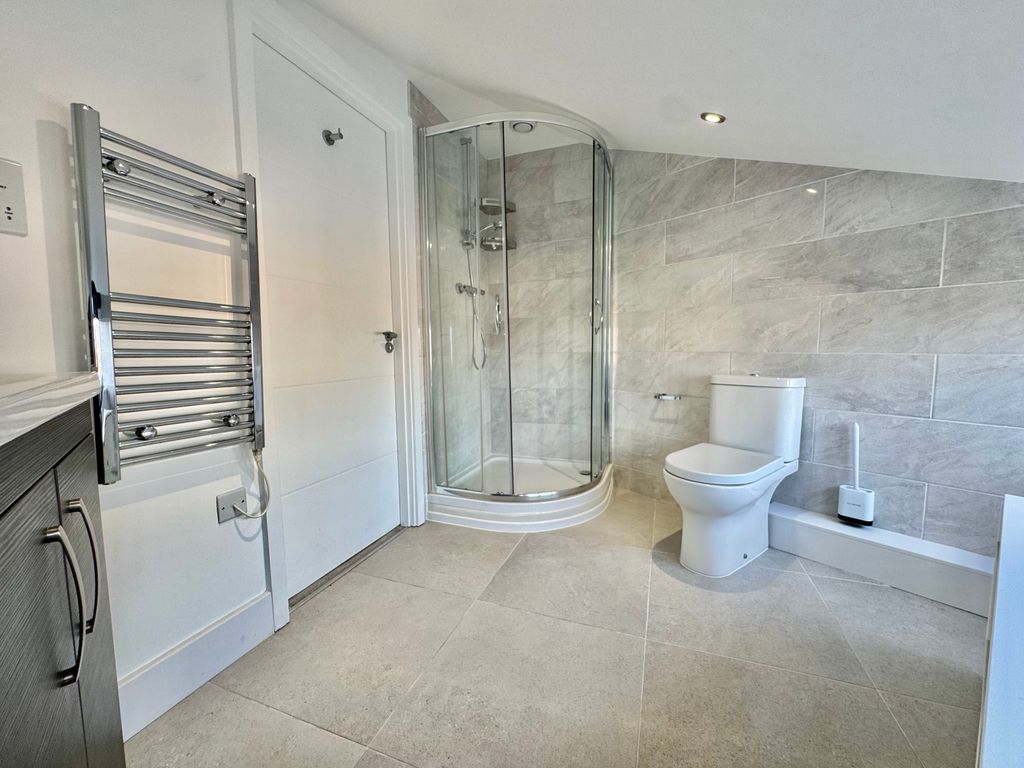 Additional image 19 of 4 bed penthouse to rentSurrey Street, Norwich NR1