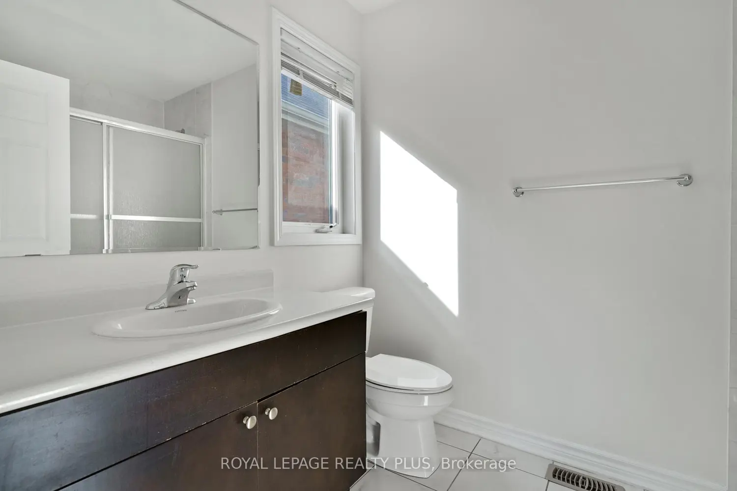 Additional image 11 of 267 Grovehill Crescent