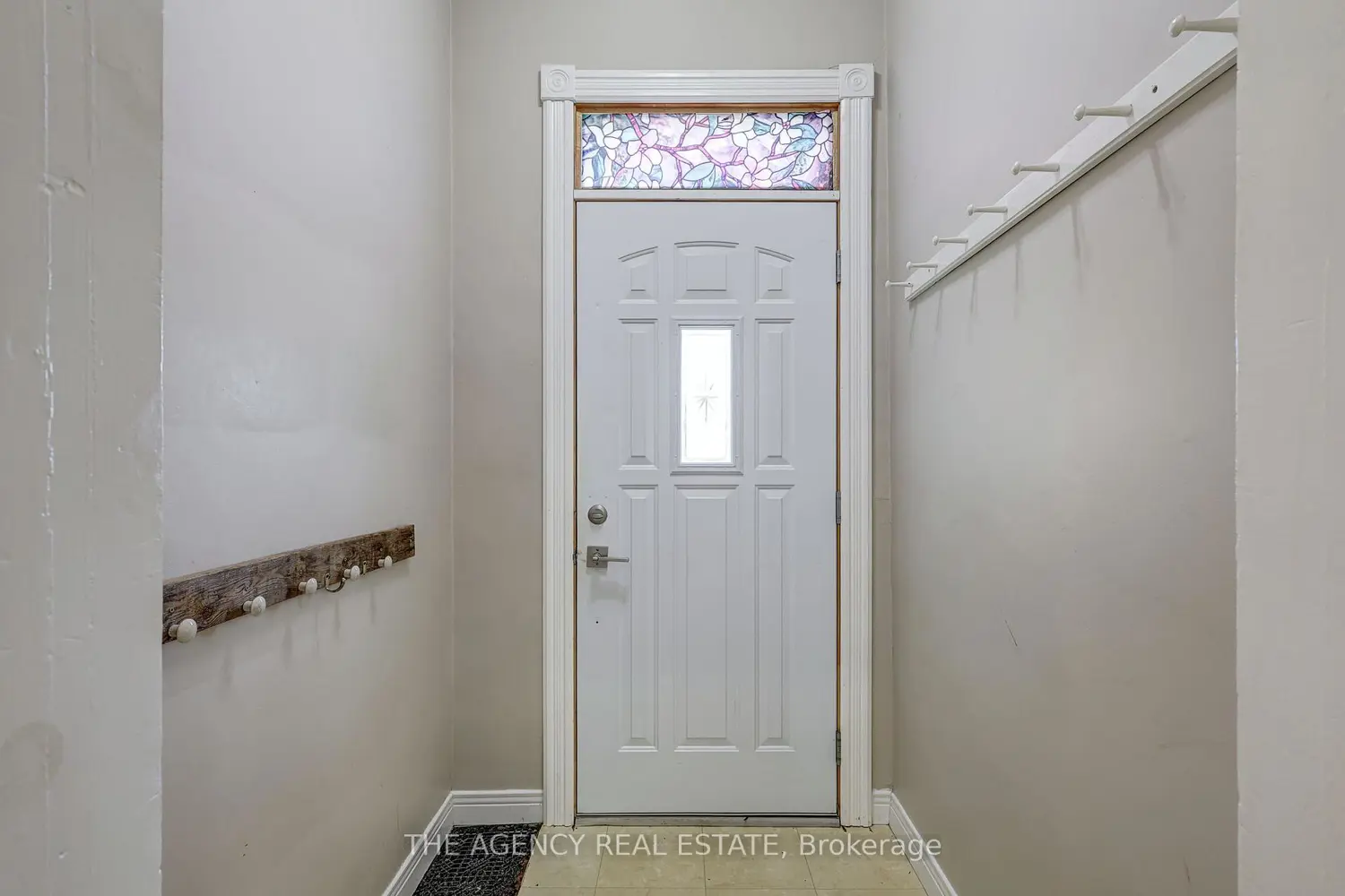 Additional image 3 of 18 May Street