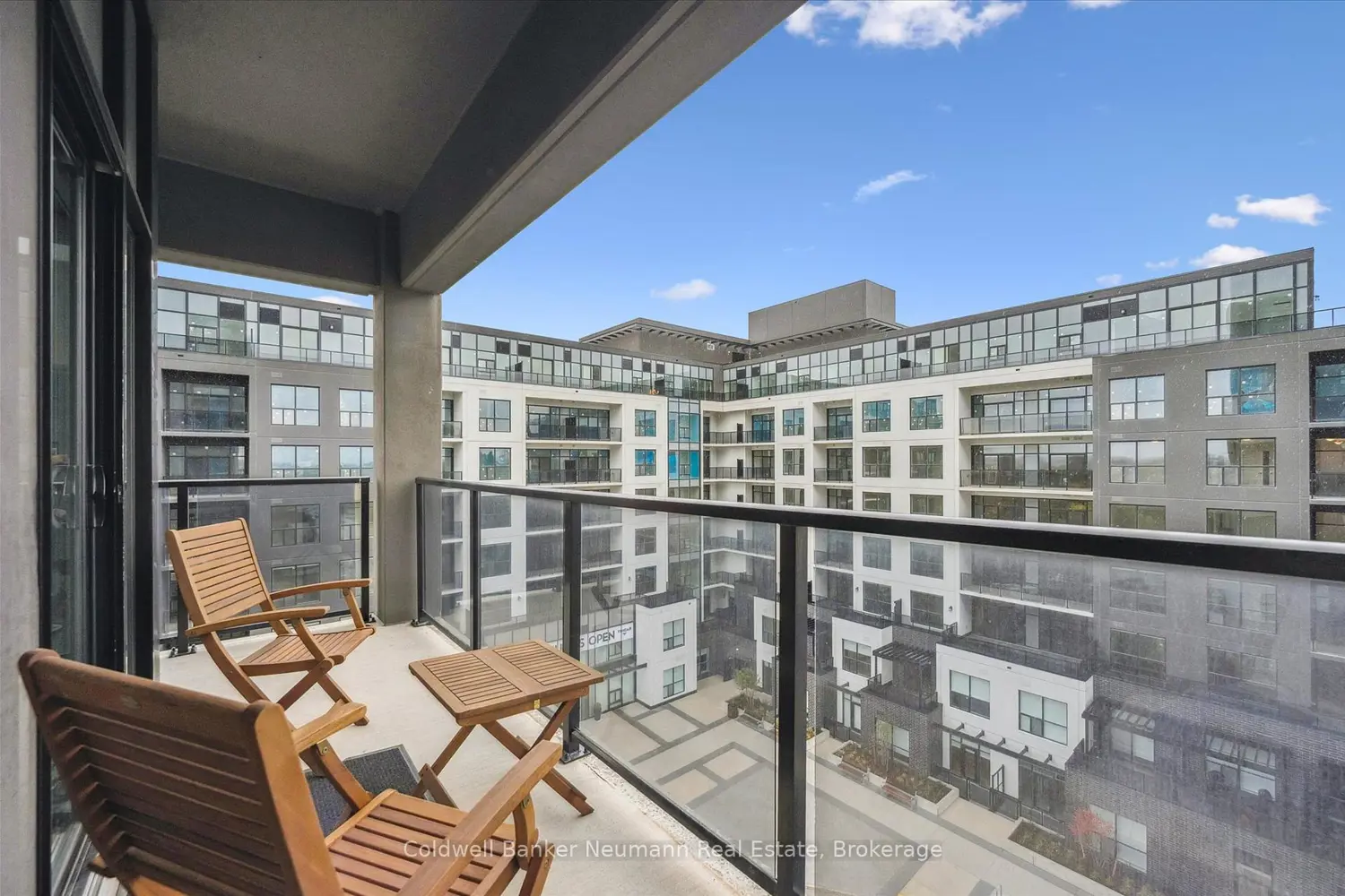 Additional image 10 of 1880 Gordon Street 612