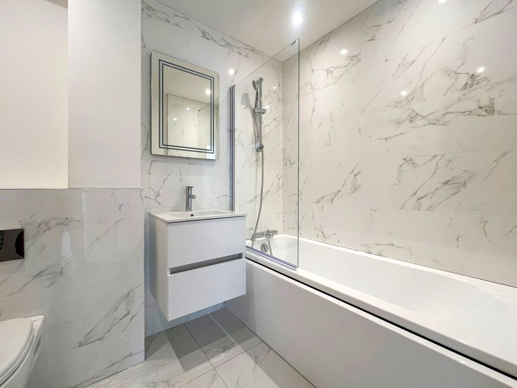 Additional image 4 of 1 bed flat to rent4 Woodford House, St Helier JE2