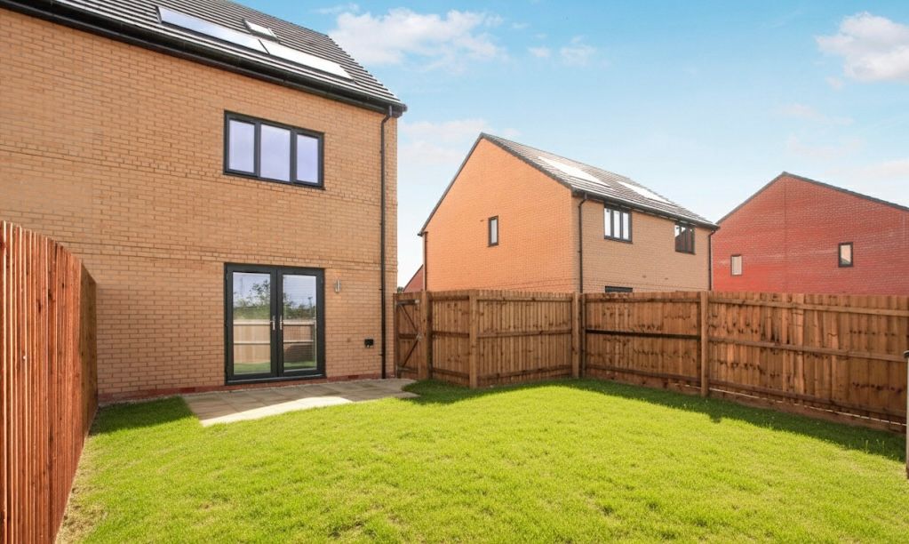 Additional image 8 of 3 bed property to rentStonemason Way, Peterborough PE4