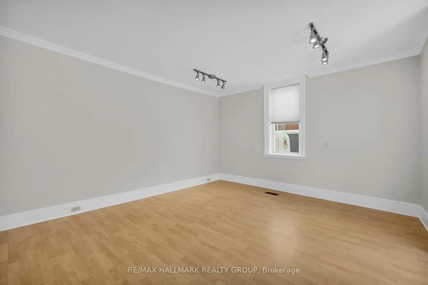 Additional image 7 of 10 Wellington Street