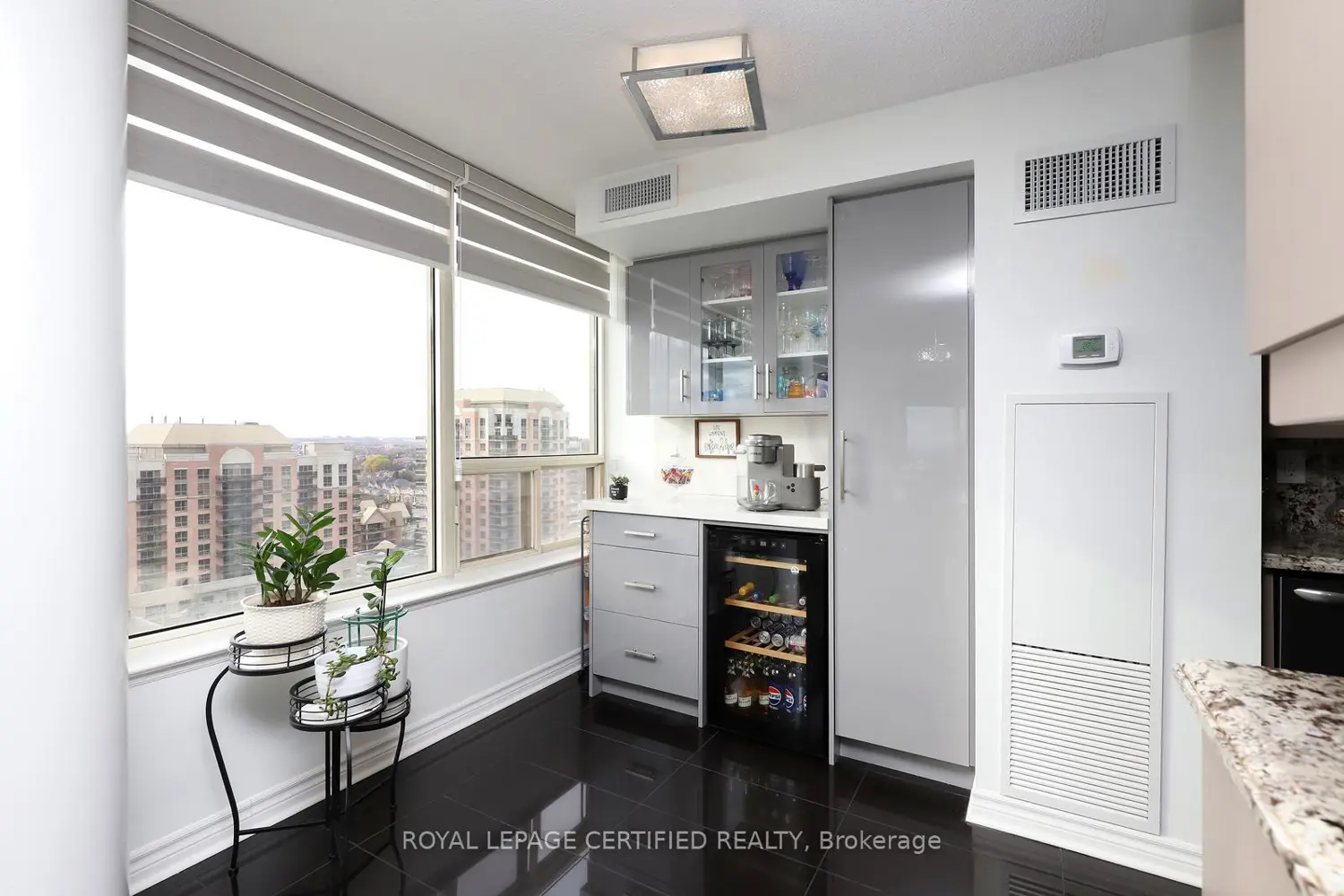 Additional image 3 of 700 Constellation Drive 1409