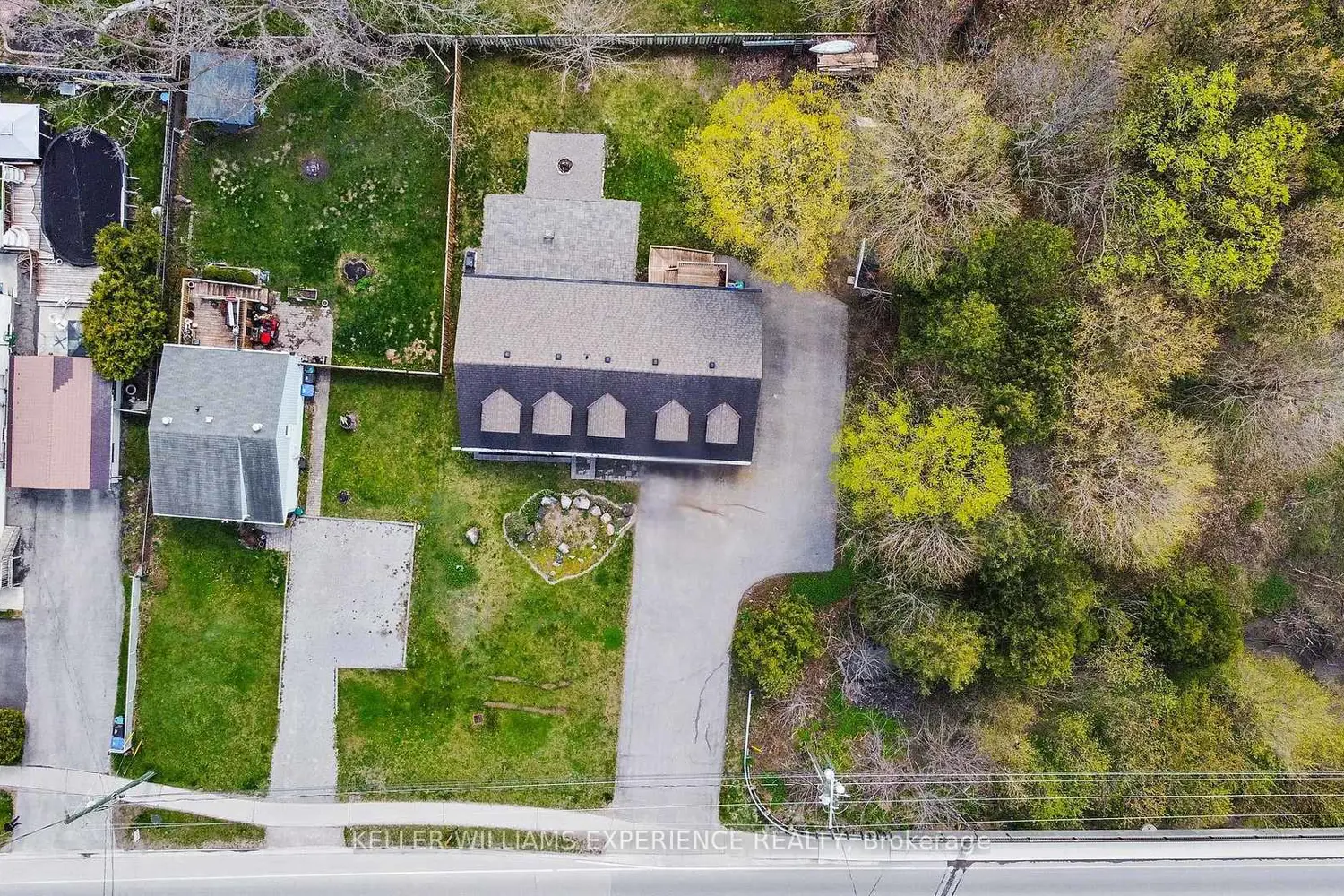 Additional image 19 of 190 Centre Street