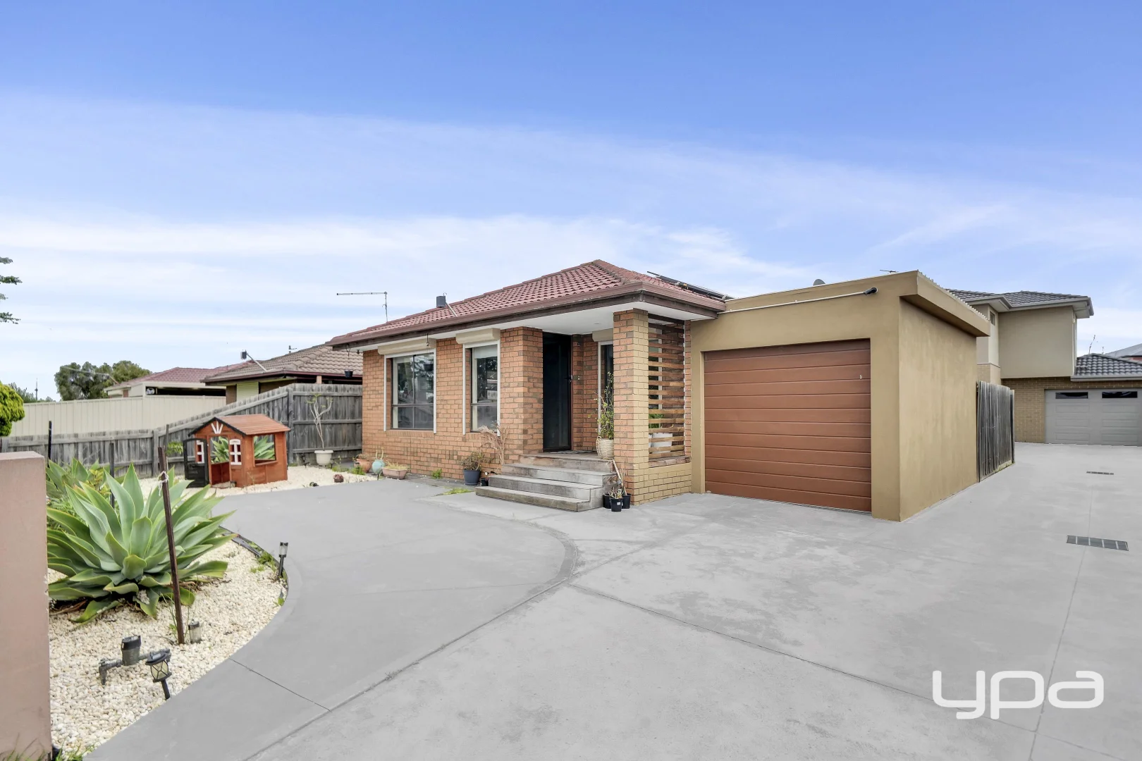 1/1417 Pascoe Vale Road, Meadow Heights VIC 3048