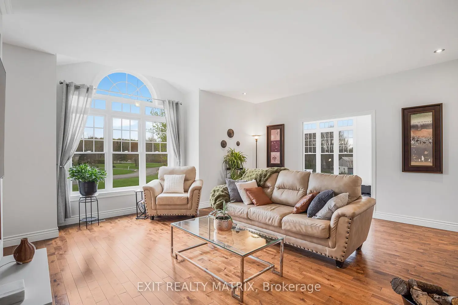 Additional image 9 of 64 Radstock Lane 5