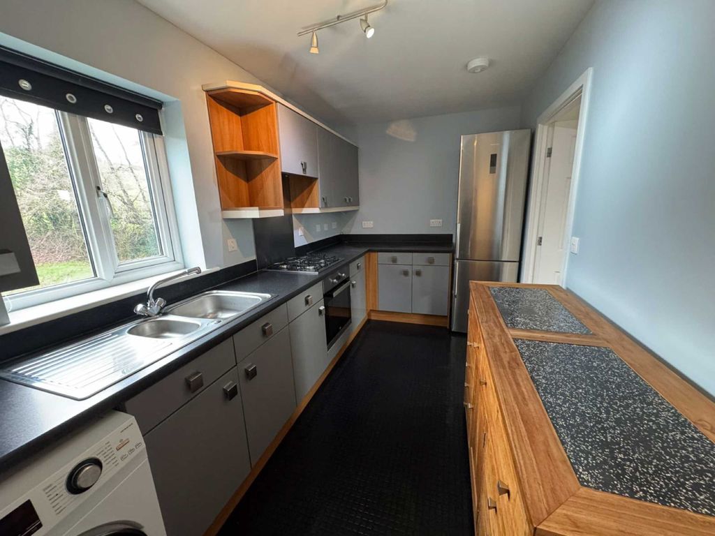 Additional image 2 of 2 bed flat to rentSilure View, Usk NP15