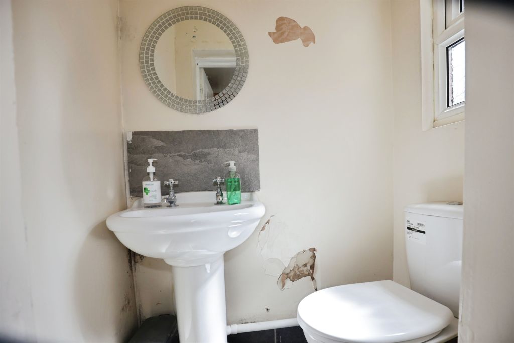 Additional image 9 of 3 bed flat to rentMilitary Road, Northampton NN1