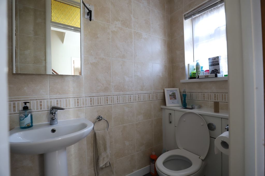 Additional image 5 of 4 bed detached house to rentFurzehatt Road, Plymouth PL9