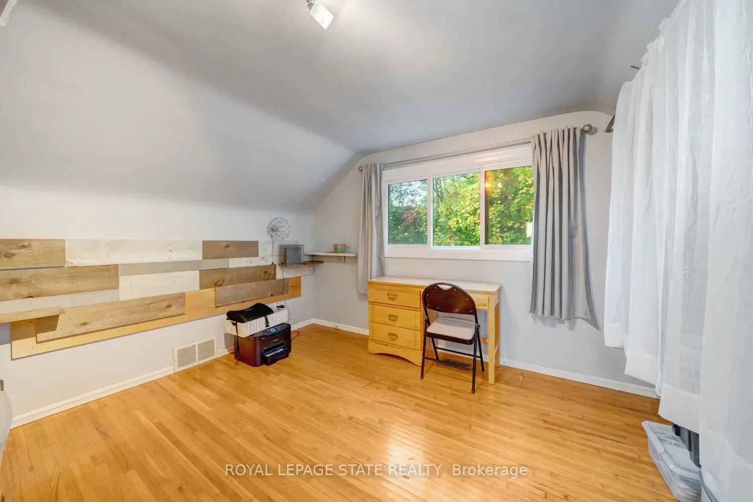 Additional image 15 of 62 Brentwood Drive