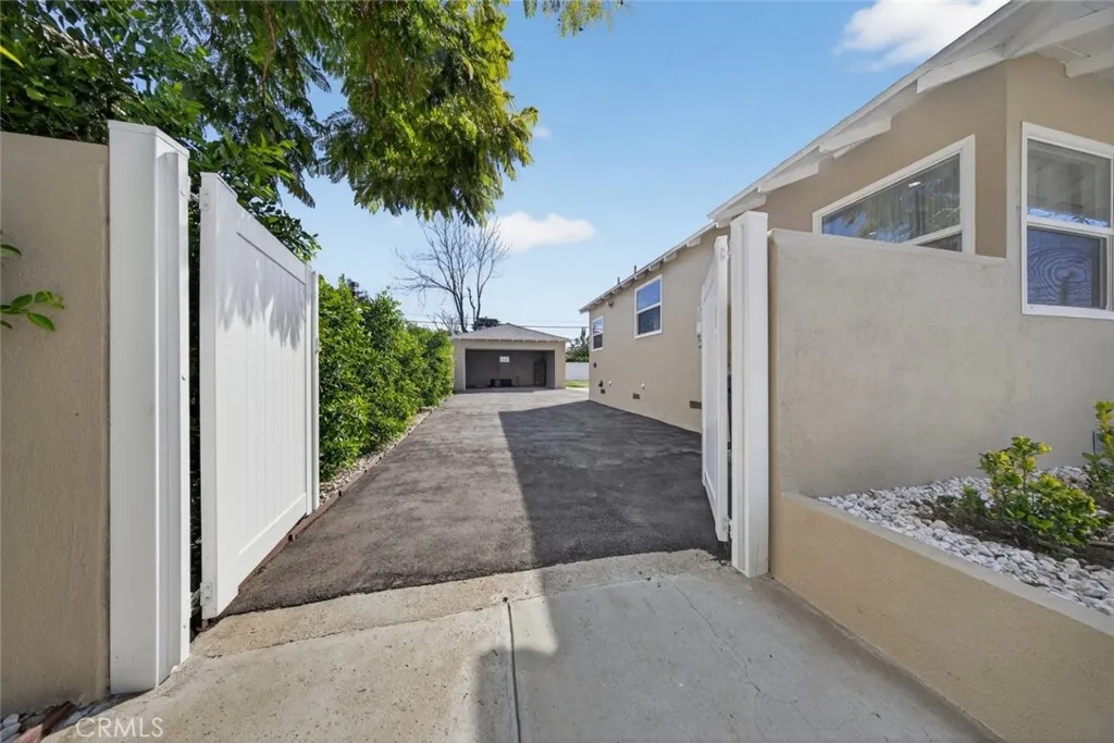 Additional image 33 of 6820 Jellico Avenue, Lake Balboa, CA 91406