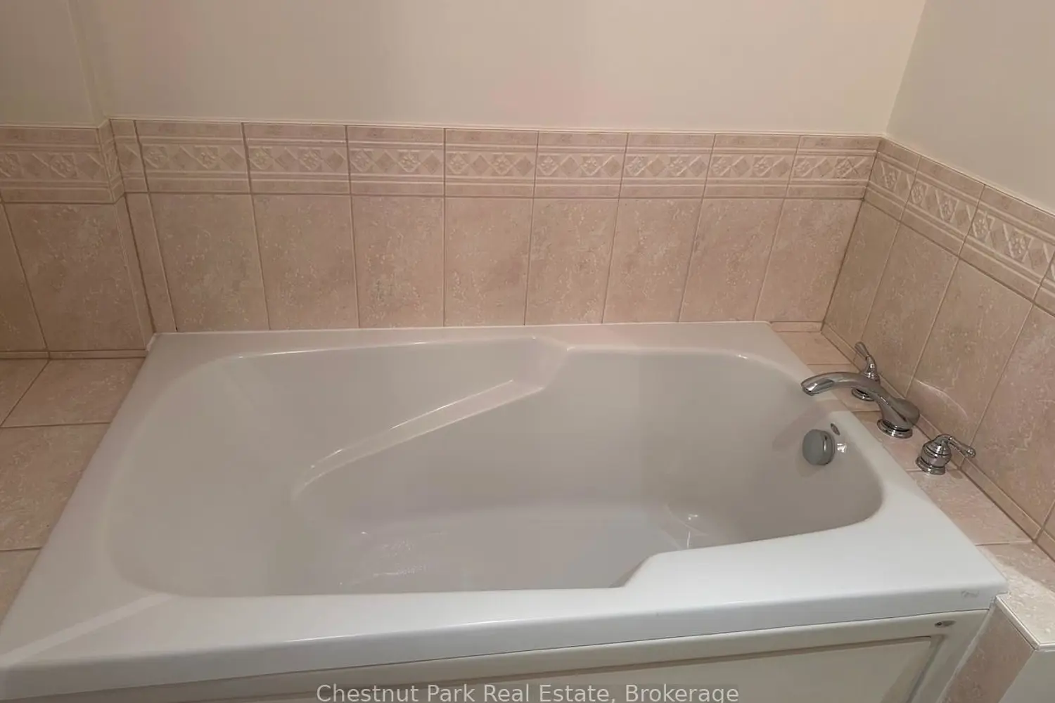 Additional image 7 of 110 Steamship Bay Road 601