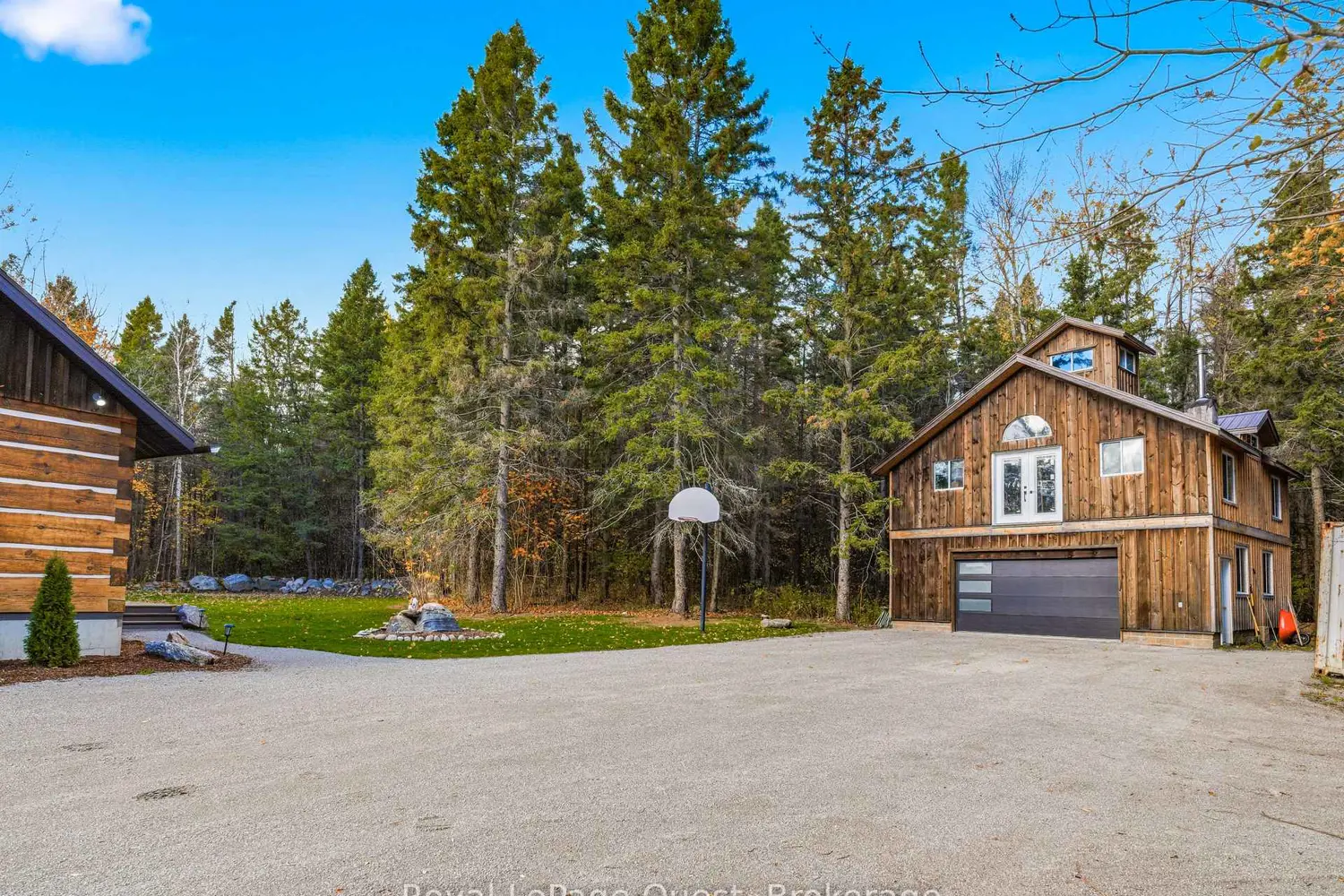 Additional image 5 of 160 14 Concession