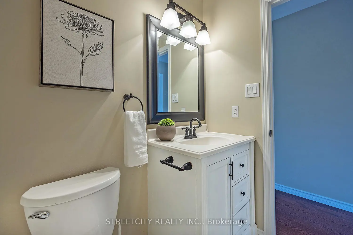 Additional image 9 of 808 Guildwood Boulevard