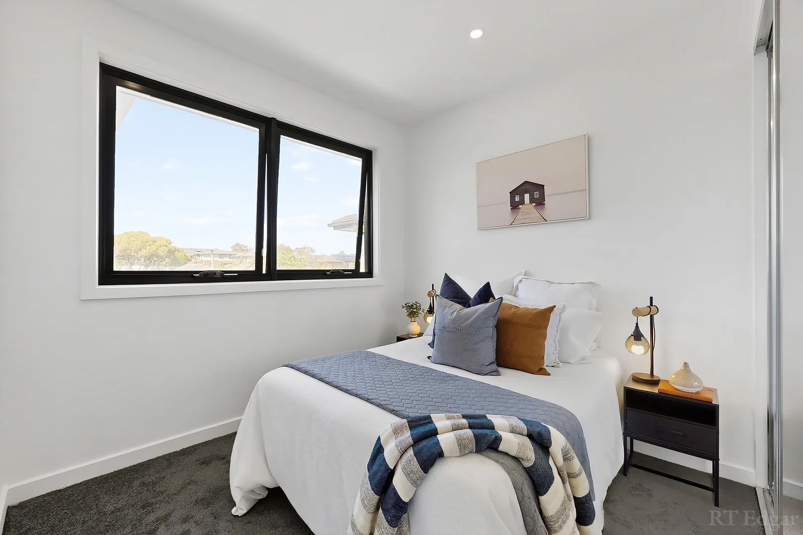 Additional image 9 of 2/39 Gillard Street, Burwood VIC 3125