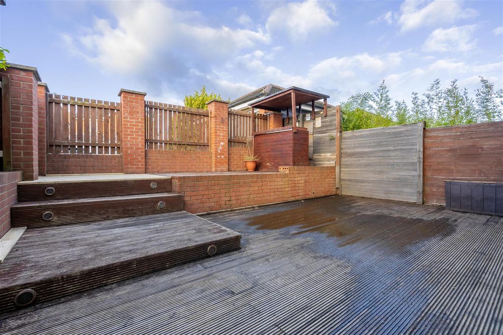 Additional image 10 of 5 bed semi-detached house to rentHarrington Way, Ashington NE63