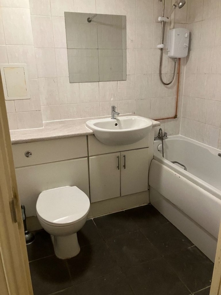 Additional image 5 of 2 Bed Flat, Wallace Street, G5, N1 7GU