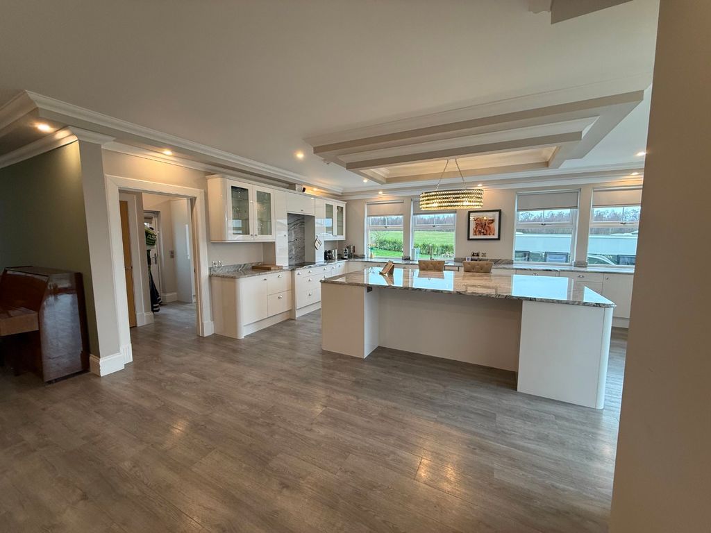 Additional image 7 of 5 bed detached house to rentMurthly, Perth PH1
