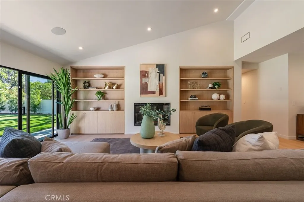 Additional image 20 of 8960 Oak Park Avenue, Northridge, CA 91325