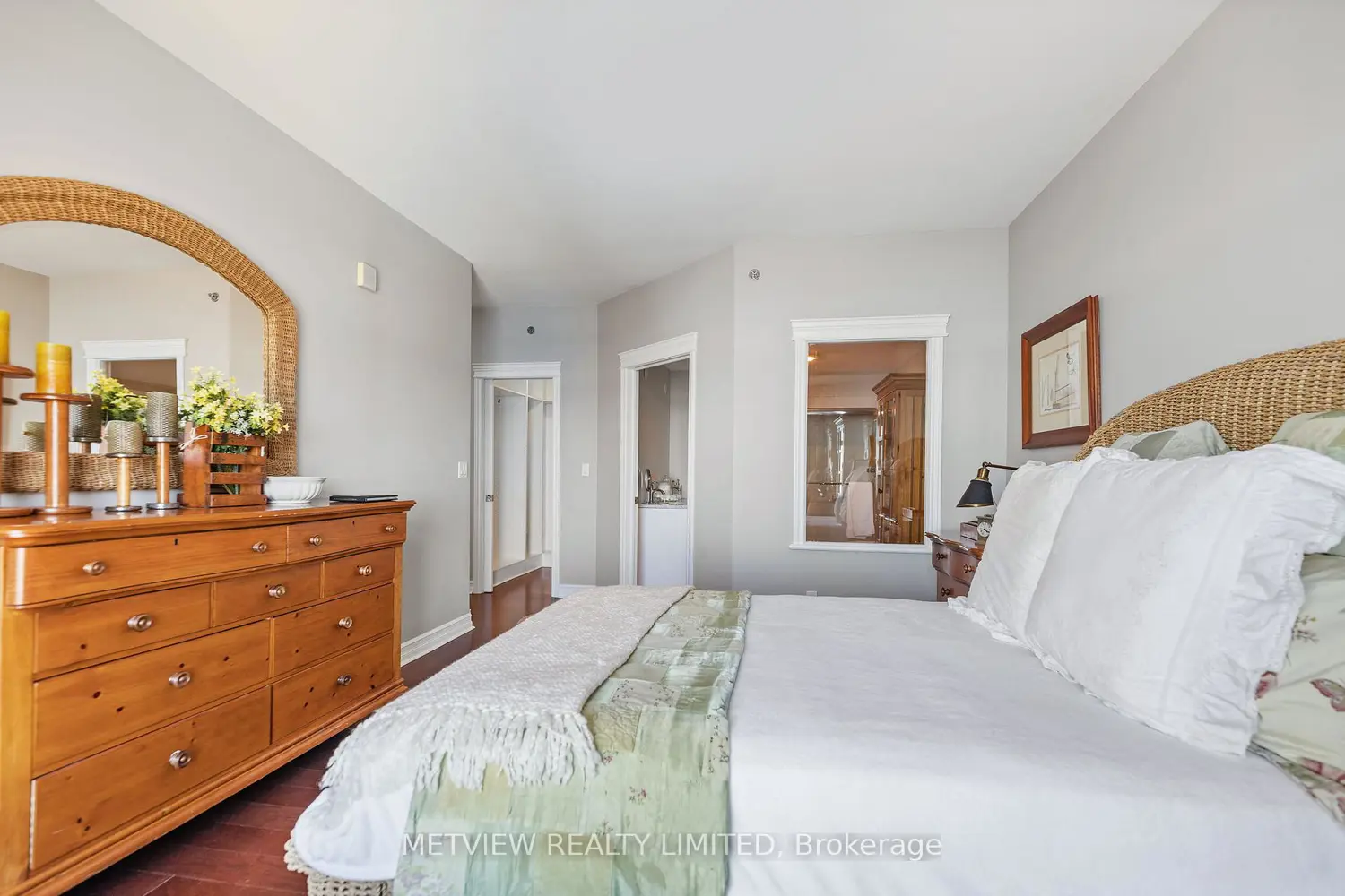 Additional image 10 of 15 St Andrew Street Unit 1803