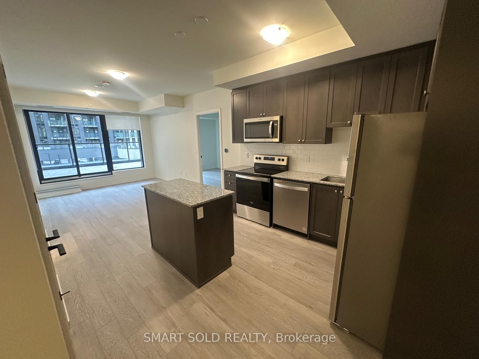 Additional image 3 of 202-1415 Dundas Street E, Oakville, ON, L6H 7V8