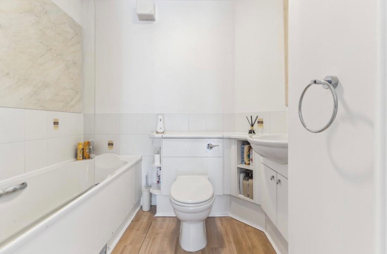 Additional image 11 of 2 Bed Flat, Branklyn Court, G13, N1 7GU