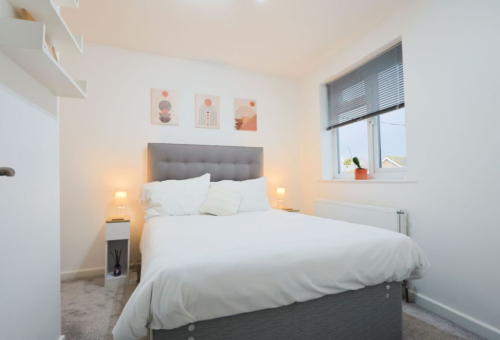 Additional image 5 of 1 bed flat to rentThe Retreat, Clevedon Road, Portishead, Bristol BS20