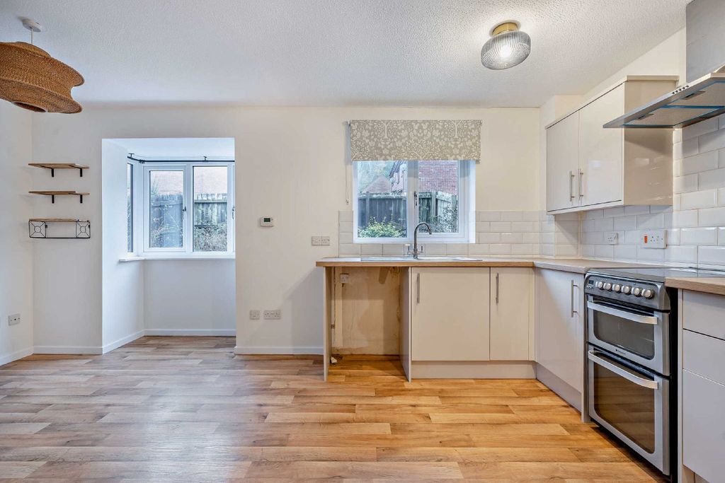 Additional image 3 of 1 bed detached house to rentWyefield Court, Monmouth NP25