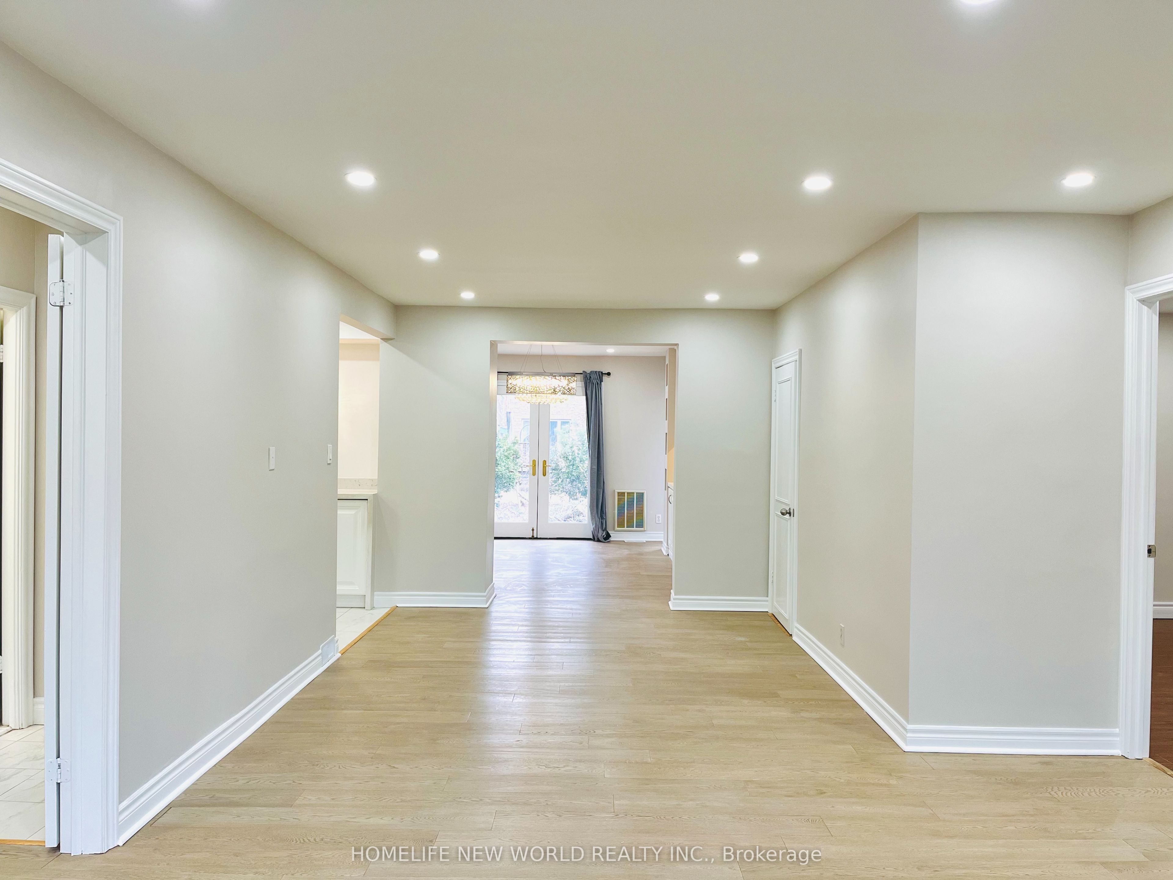 Additional image 3 of GROUND-298 Empress Avenue, Toronto, ON, M2N 3V4