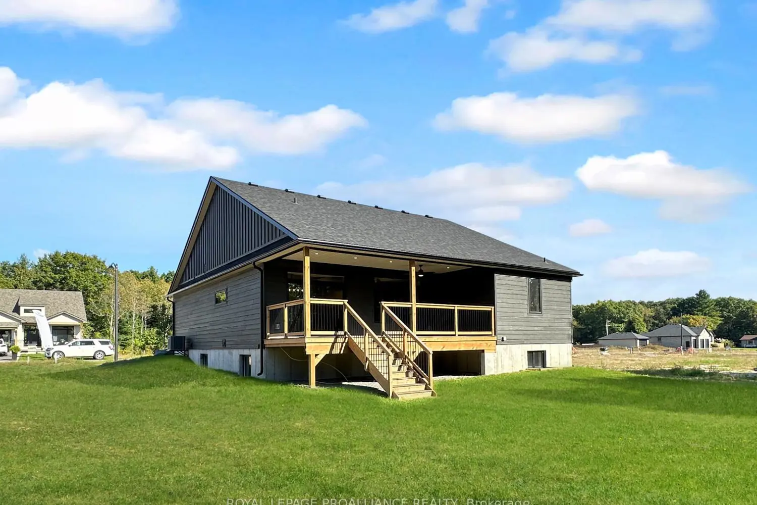 Additional image 4 of 37 Deerview Drive