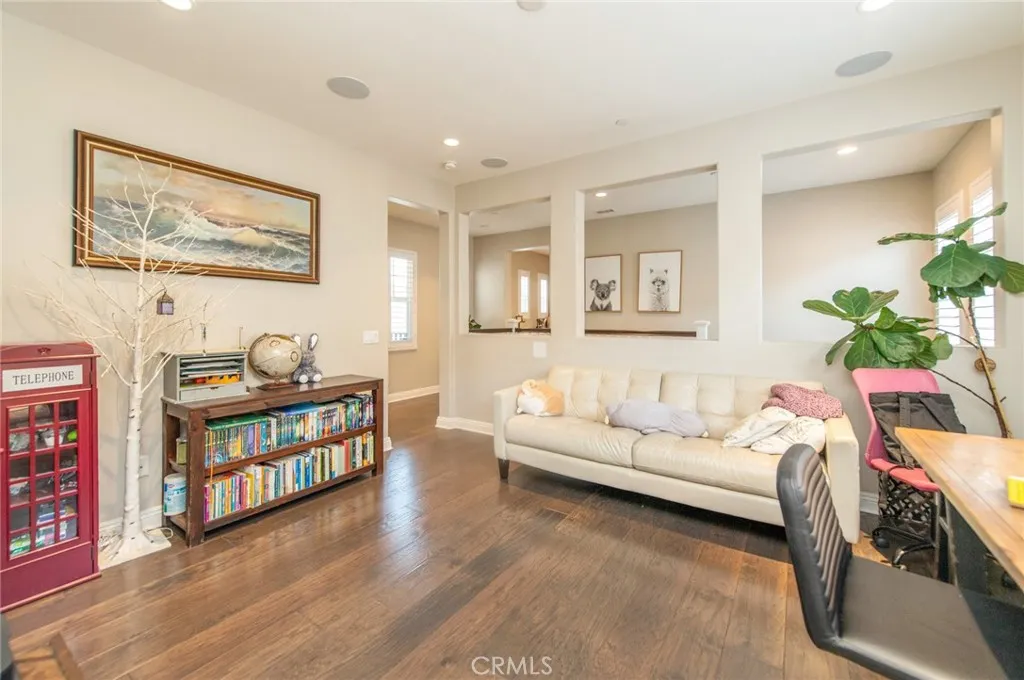 Additional image 101 of 220 Barnes Road, Tustin, CA 92782