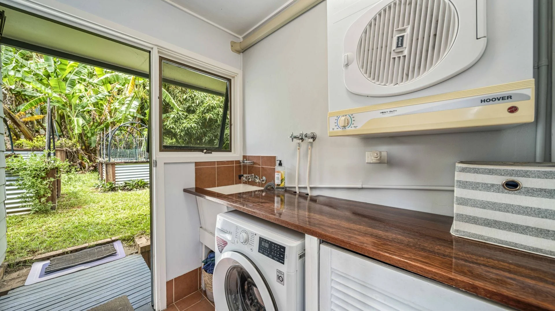 Additional image 11 of 829 The Pocket Rd, The Pocket NSW 2483