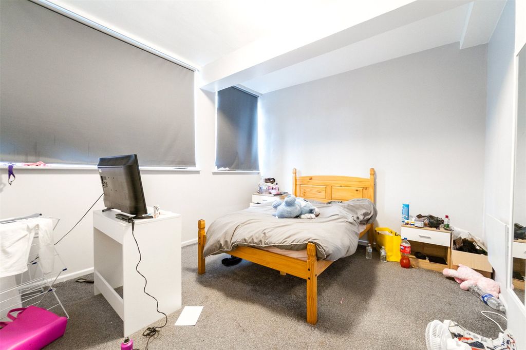Additional image 9 of 2 bed shared accommodation to rentHolloway Head, Birmingham, West Midlands B1