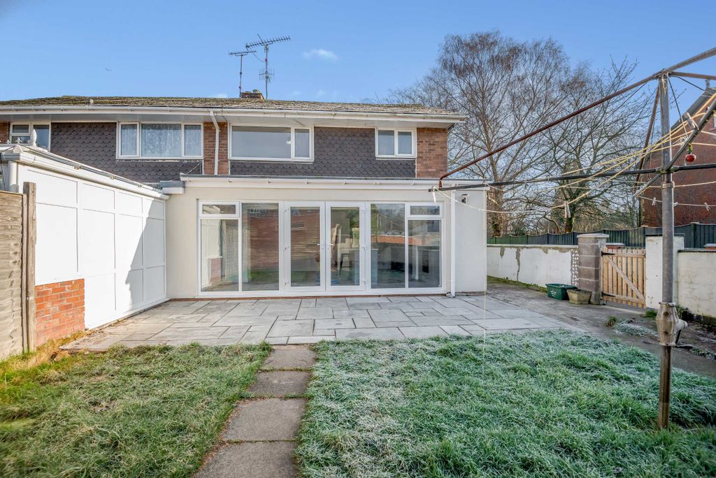Additional image 2 of 3 bed semi-detached house to rentMaryport Street, Usk NP15
