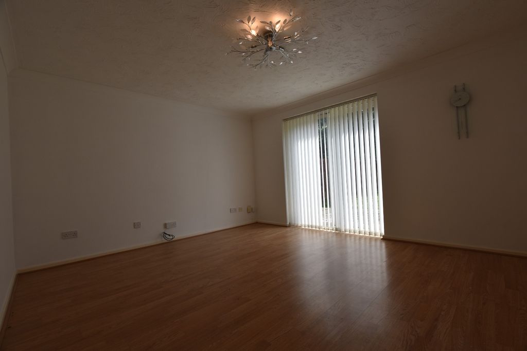 Additional image 7 of 4 bed detached house to rentBelton Road, Stanground, Peterborough PE2