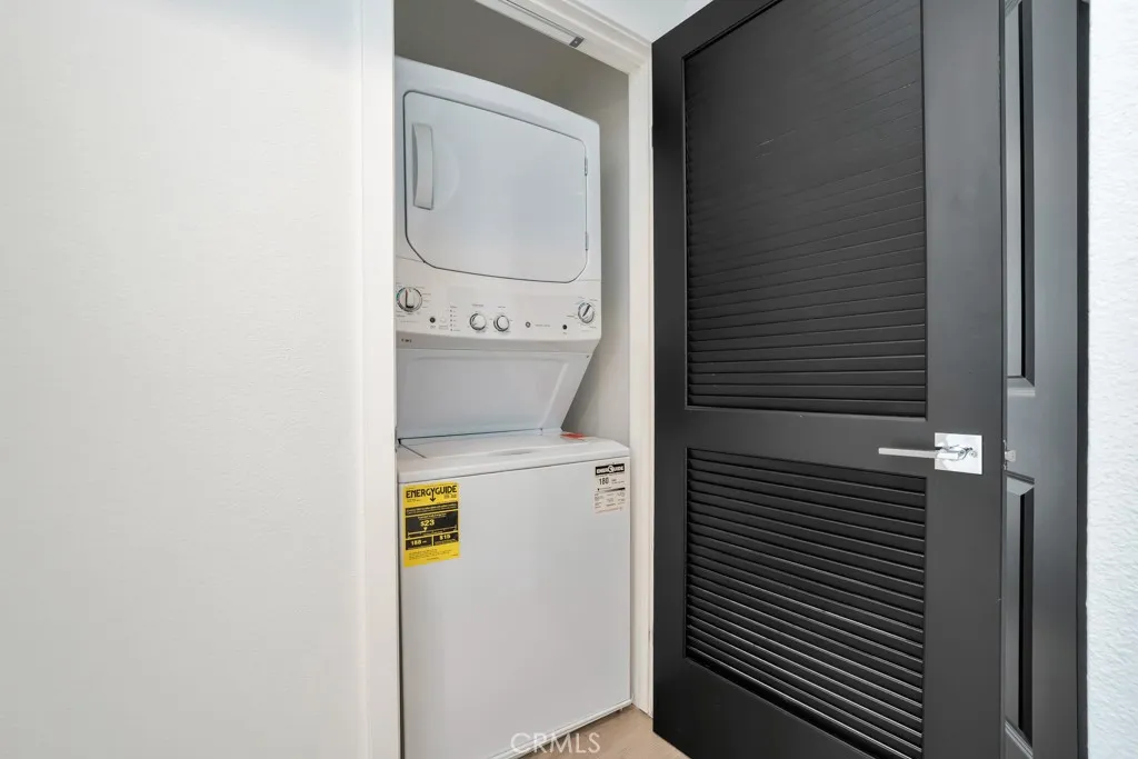 Additional image 17 of 10832 W Riverton Court, North Hollywood, CA 91602