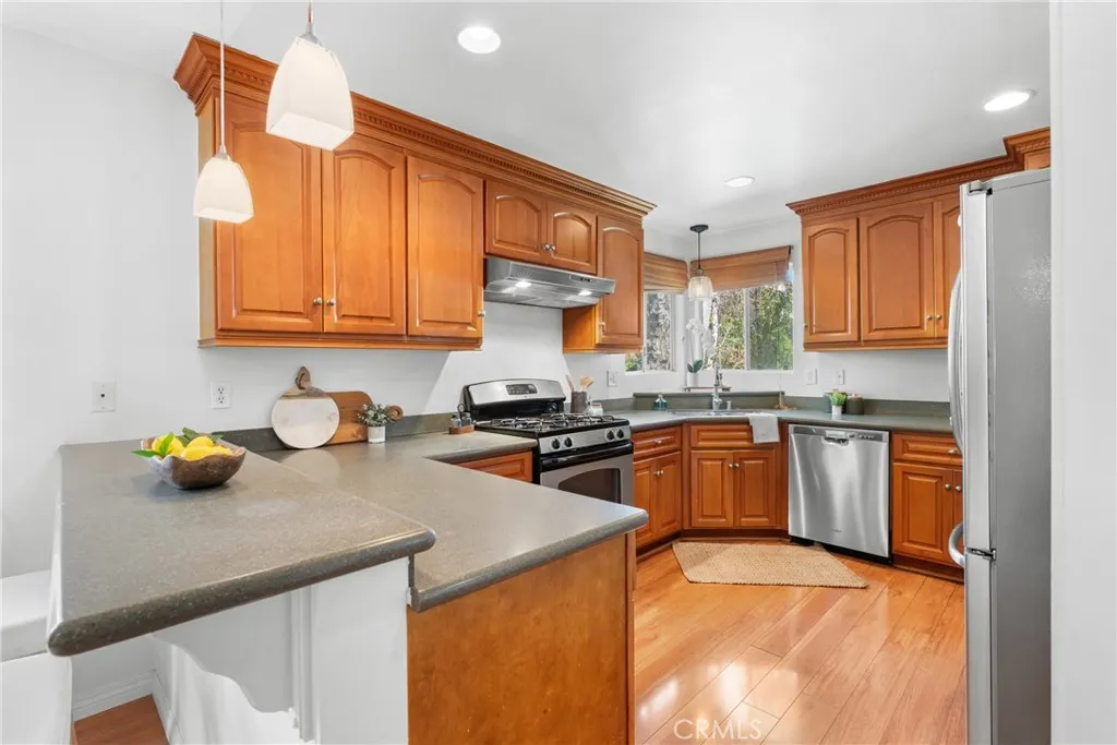 Additional image 63 of 586 36th St, Manhattan Beach, CA 90266