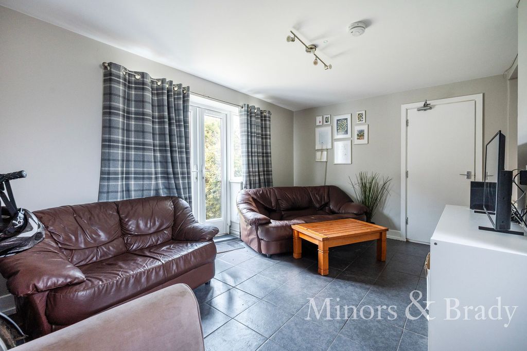Additional image 2 of 7 bed end terrace house to rentScarnell Road, Norwich NR5