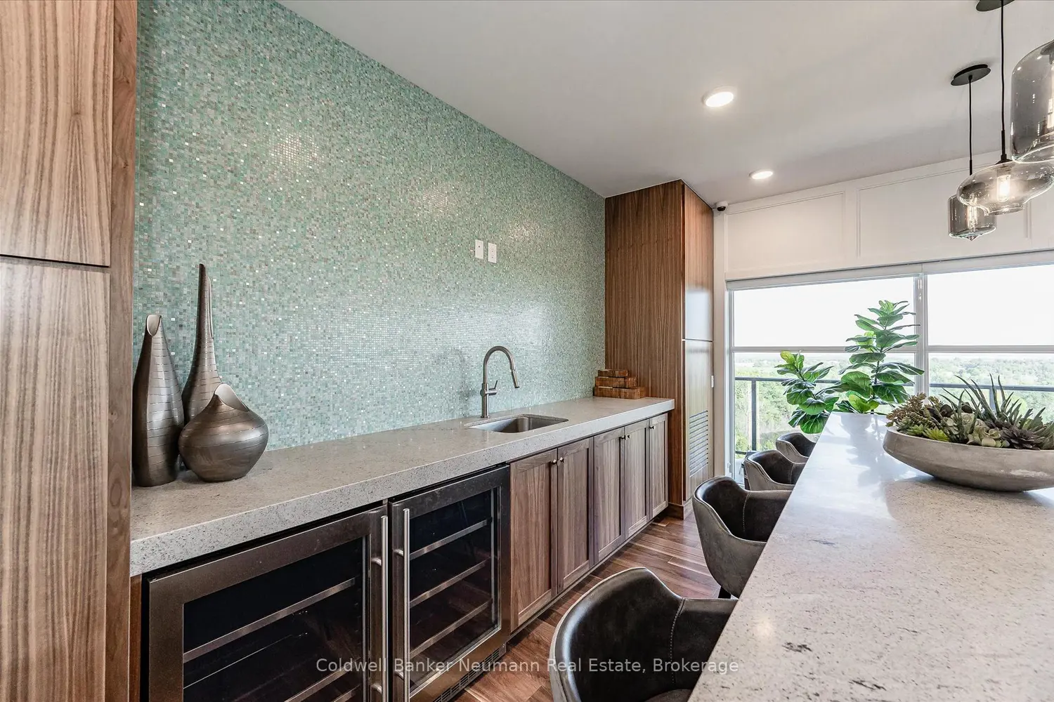 Additional image 13 of 1880 Gordon Street 612