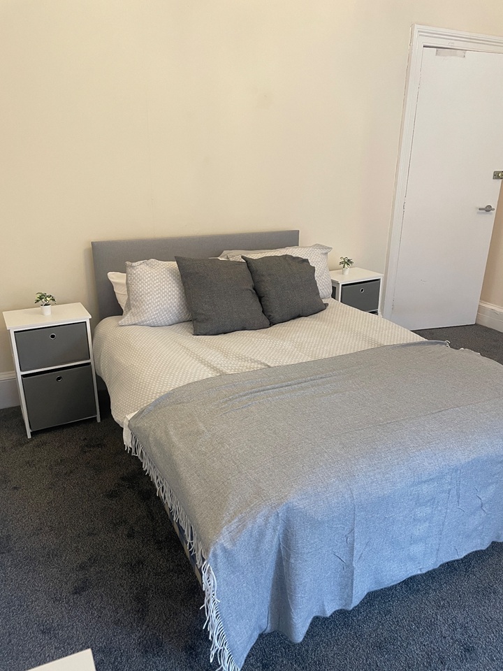 Additional image 2 of 3 Bed Flat, West Princes Street, G4, N1 7GU