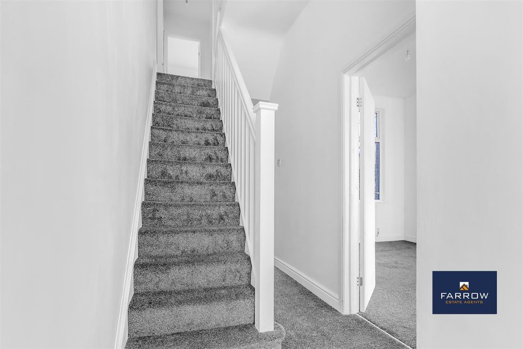 Additional image 2 of 4 bed terraced house to rentHainton Avenue, Grimsby DN32