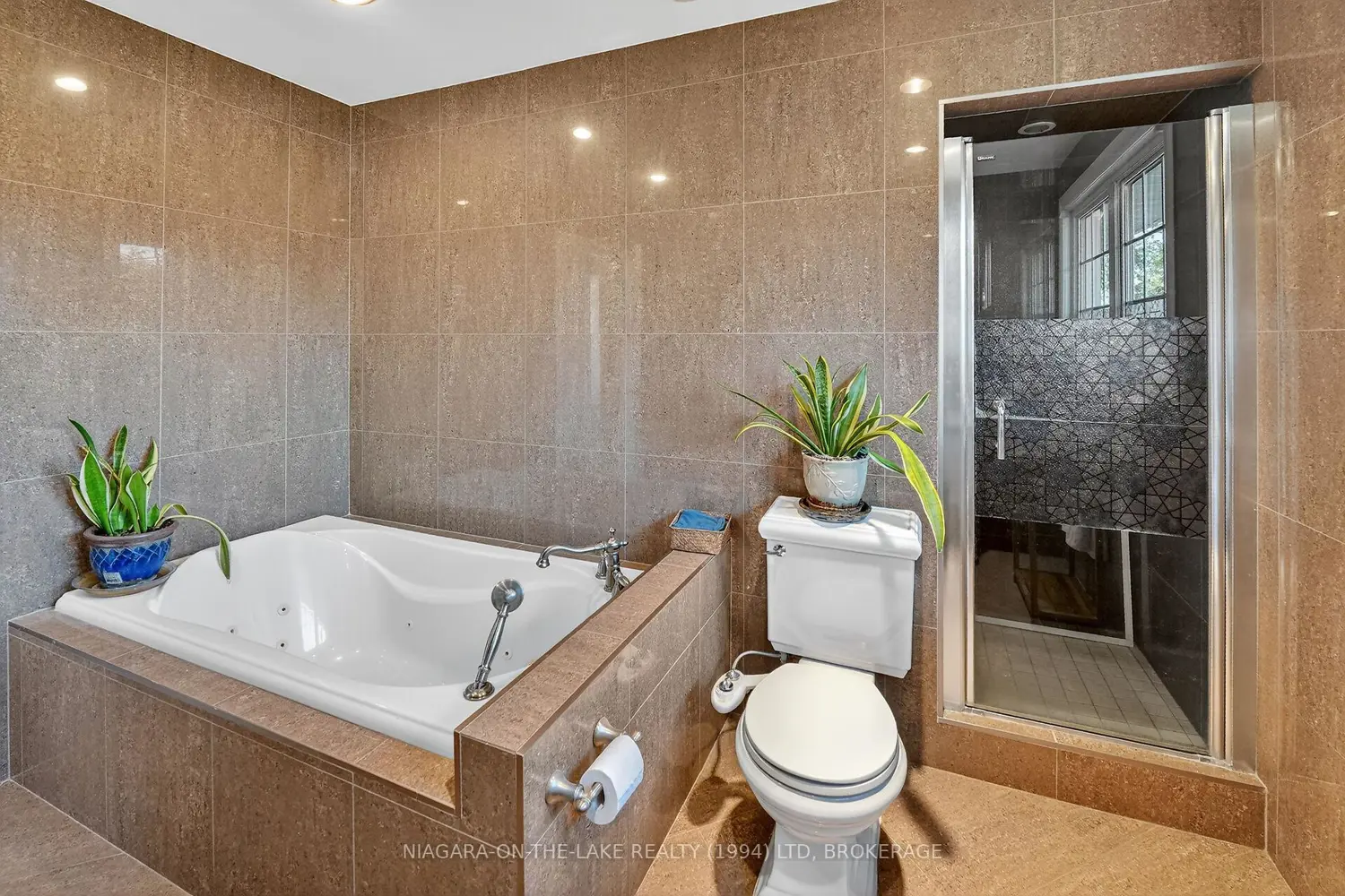 Additional image 12 of 21 Garrison Village Drive