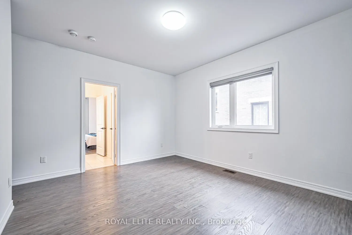 Additional image 9 of 40 Conklin Crescent