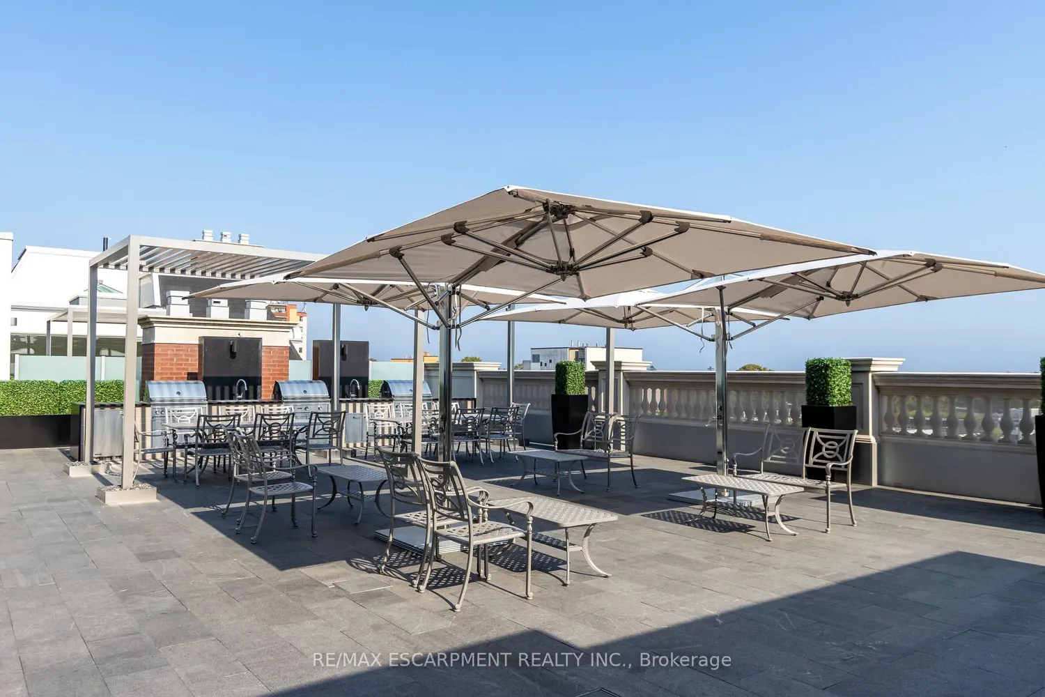 Additional image 20 of 300 Randall Street Ph1