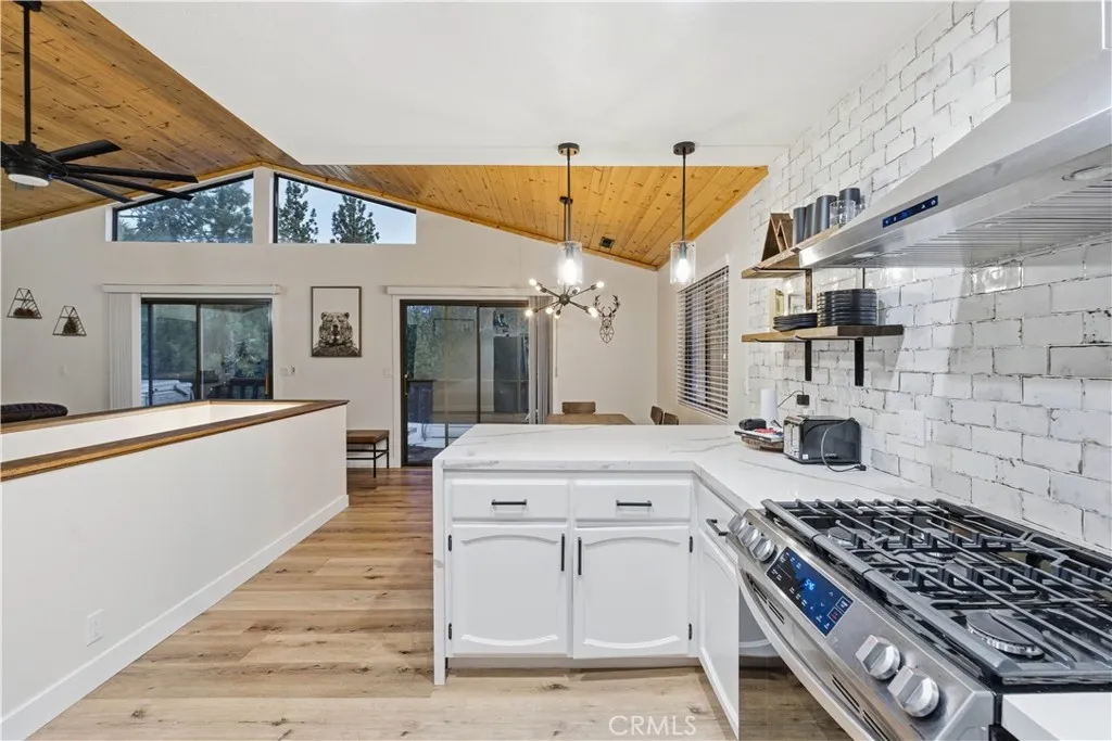 Additional image 15 of 42677 Alta Vista Avenue, Big Bear Lake, CA 92315