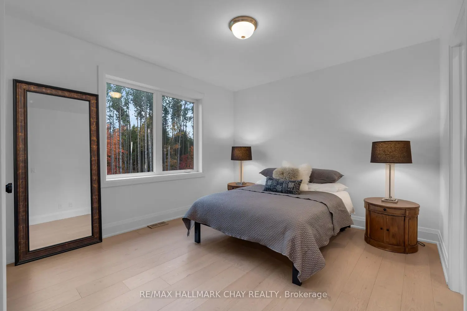 Additional image 12 of 72 Georgian Grande Drive